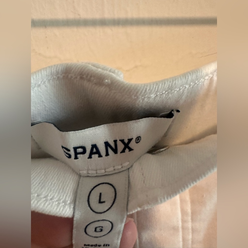 Spanx High Rise Cropped Wide Leg Pull-on Jeans in white Sz L - Picture 7 of 8